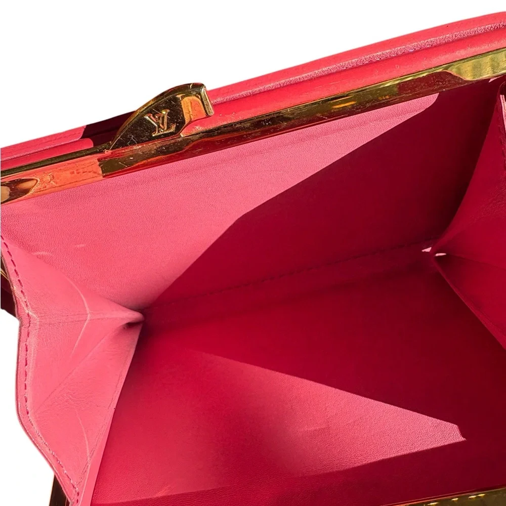 Louis Vuitton PINK VERNIS Monogram Embossed Leather Wallet - Picture 4 of 5